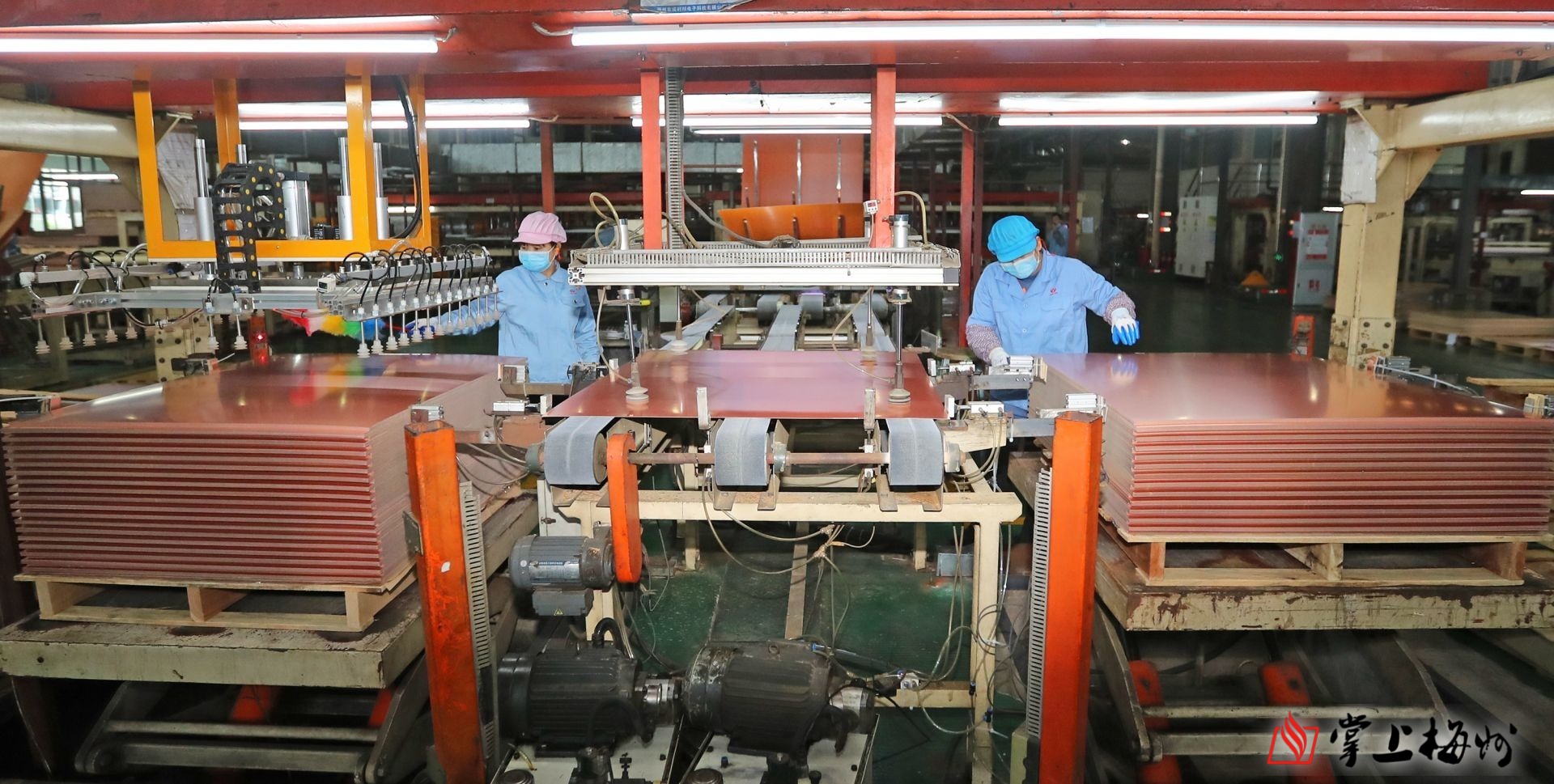 工業(yè)技改增產(chǎn)能 疫情之下“選客戶”！威利邦電子2021年產(chǎn)值突破10億元大關(guān)